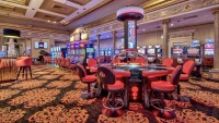 Black Mesa Casino promocions, mesera de casino