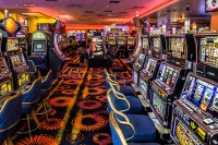 Ulleres de sol de Robert de Niro al casino, casinos del comtat de Charlotte, club de jugadors de casino Little Creek